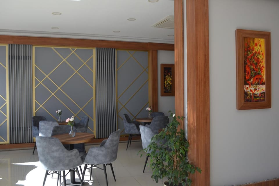 Lounge or bar