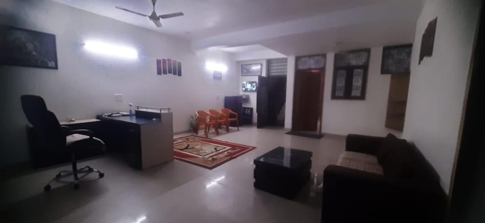 Hotel ADA RESIDENCY Hotel in Noida