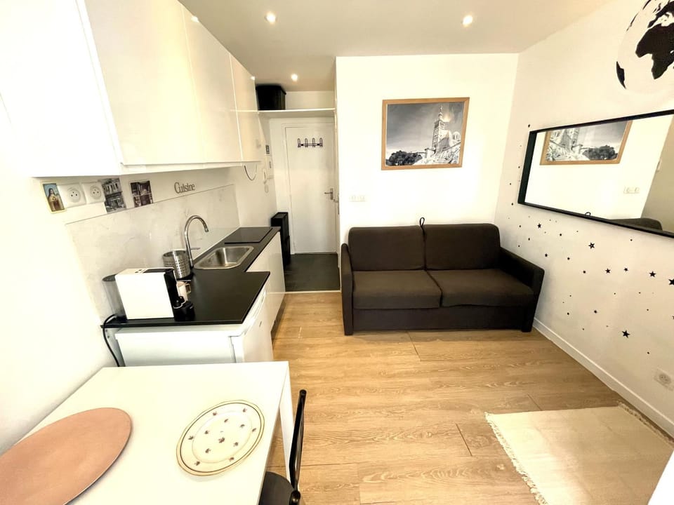 Studio hyper centre ( 1-2 ) Apartment in Marseille