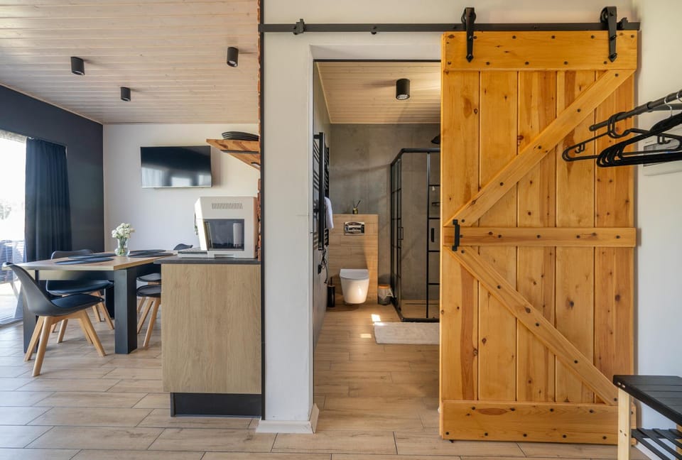 Bathroom, kitchen