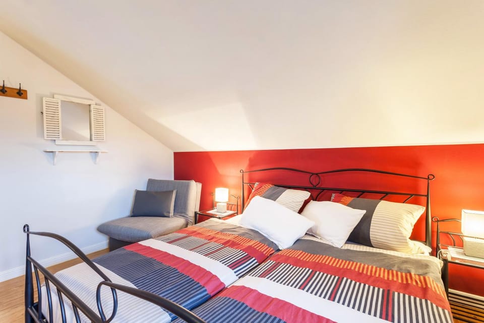 Property building, Living room, Bedroom