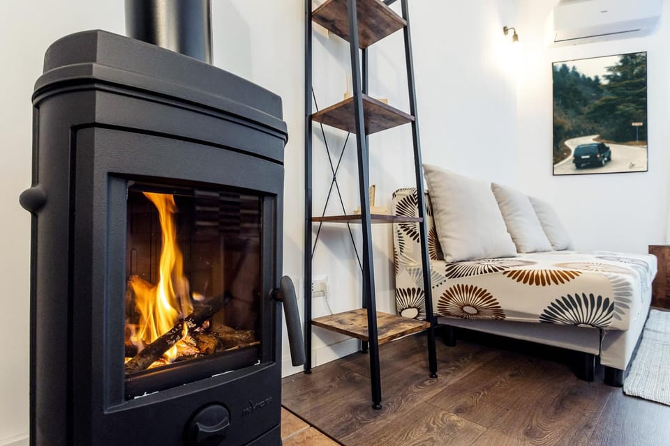 Living room, Seating area, fireplace