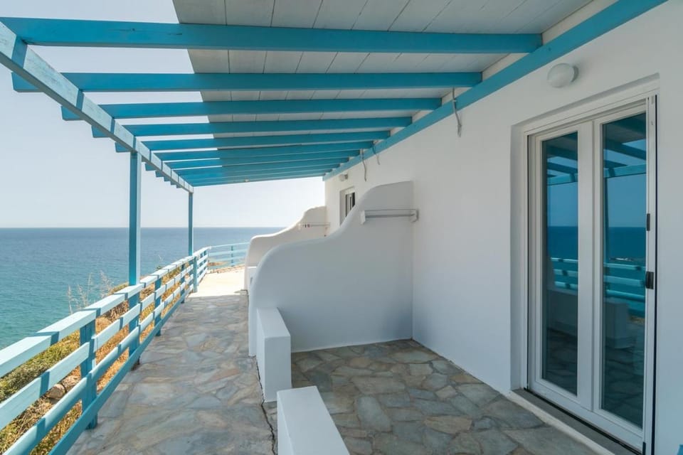 Natural landscape, Balcony/Terrace, Sea view
