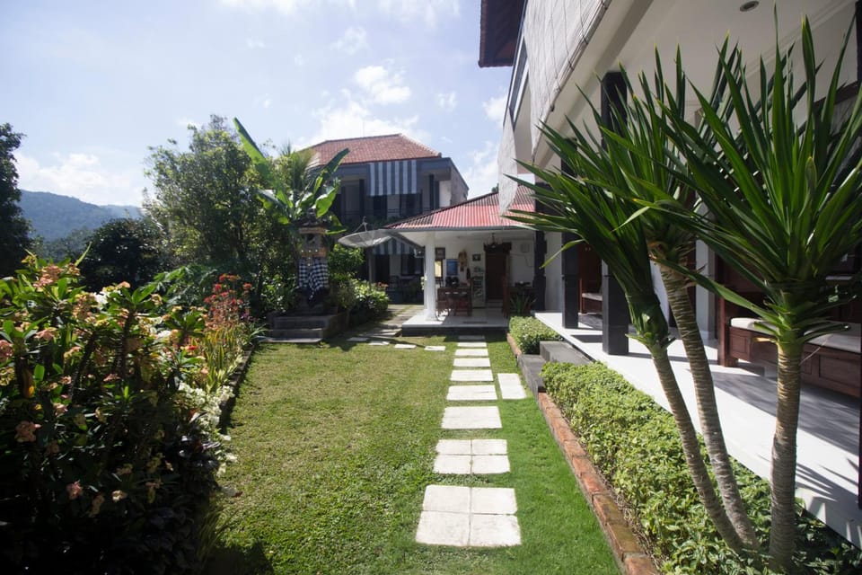Dangin Mangkalan Homestay Vacation rental in Bali
