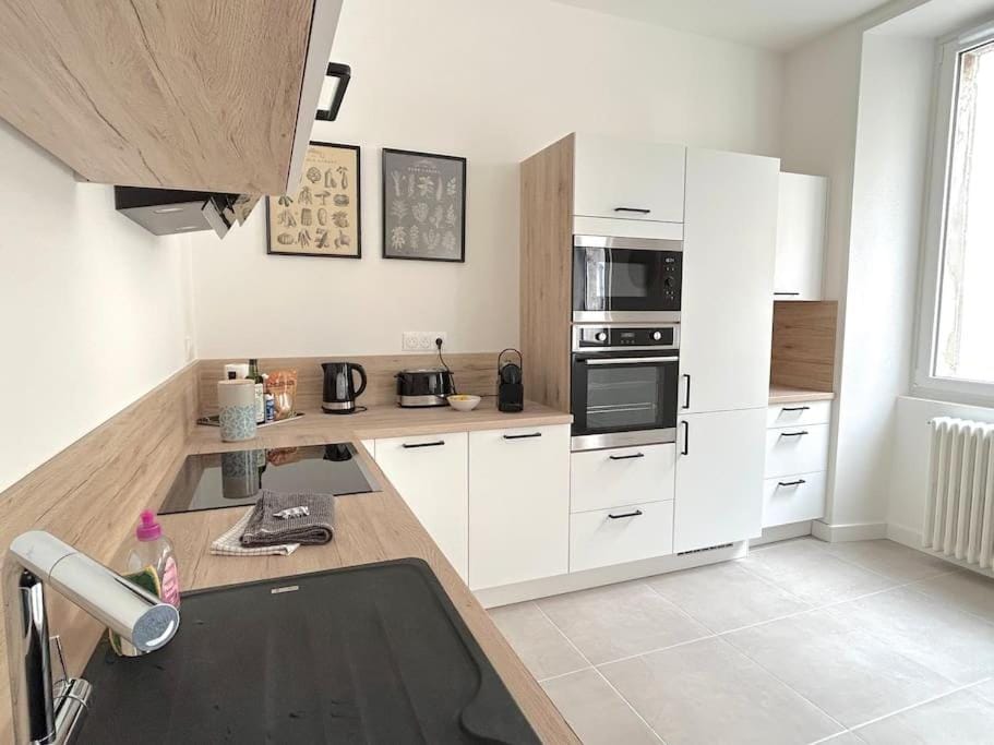 Bassin à flot, appartement lumineux et central Apartment in Lorient