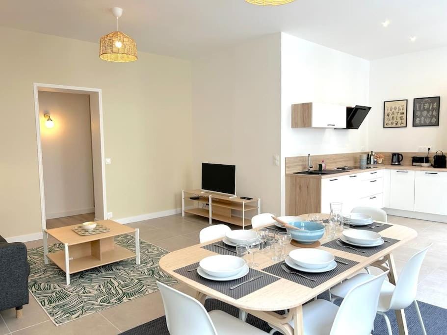 Bassin à flot, appartement lumineux et central Apartment in Lorient
