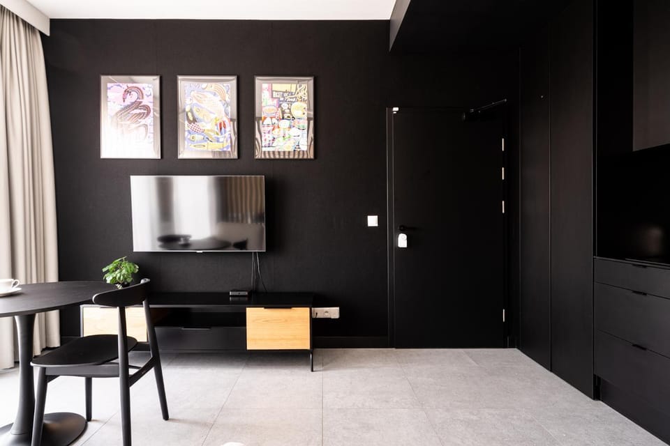 TV and multimedia, Seating area