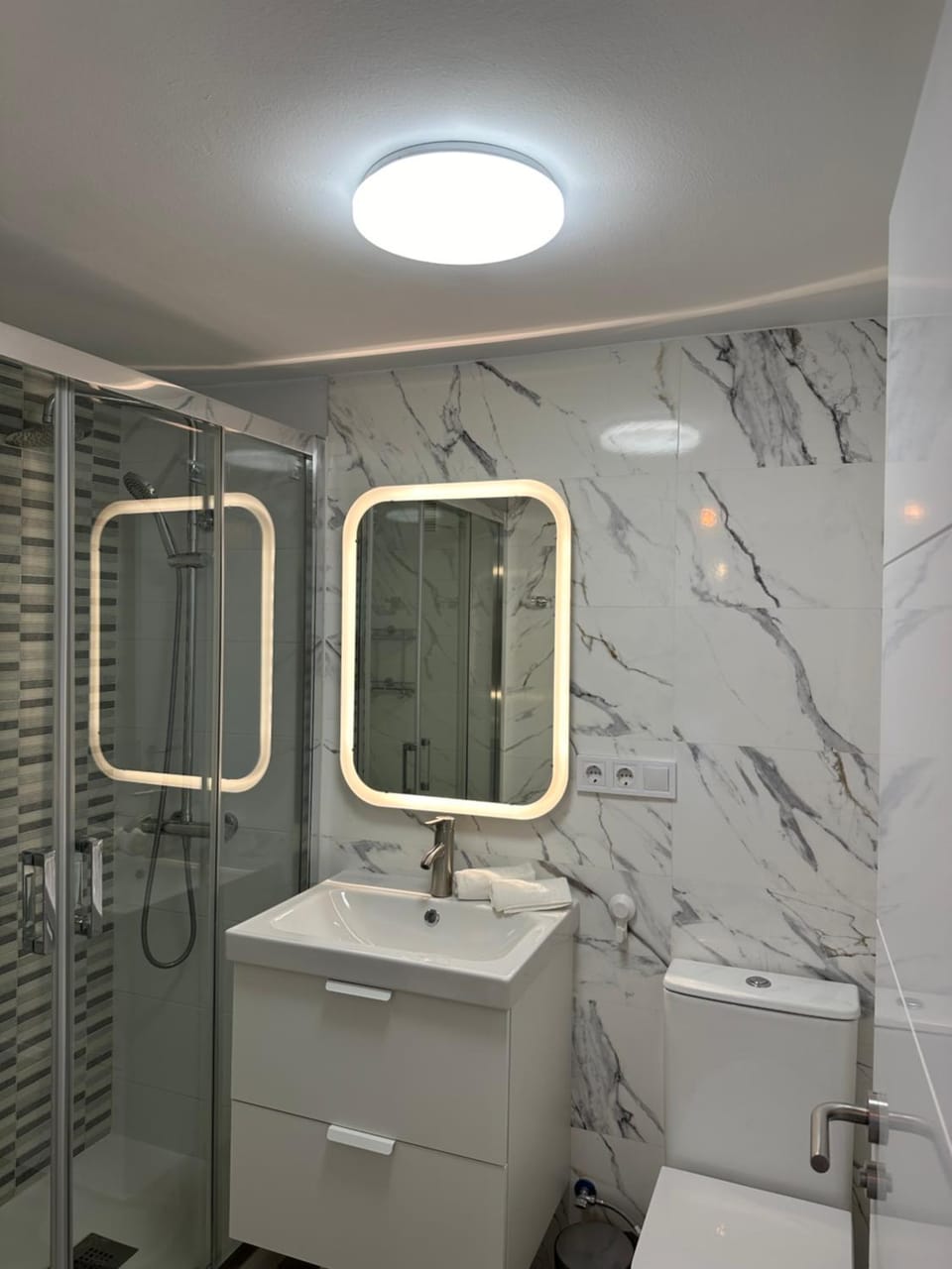 Shower, Bathroom