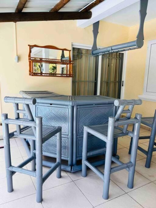 Lounge or bar
