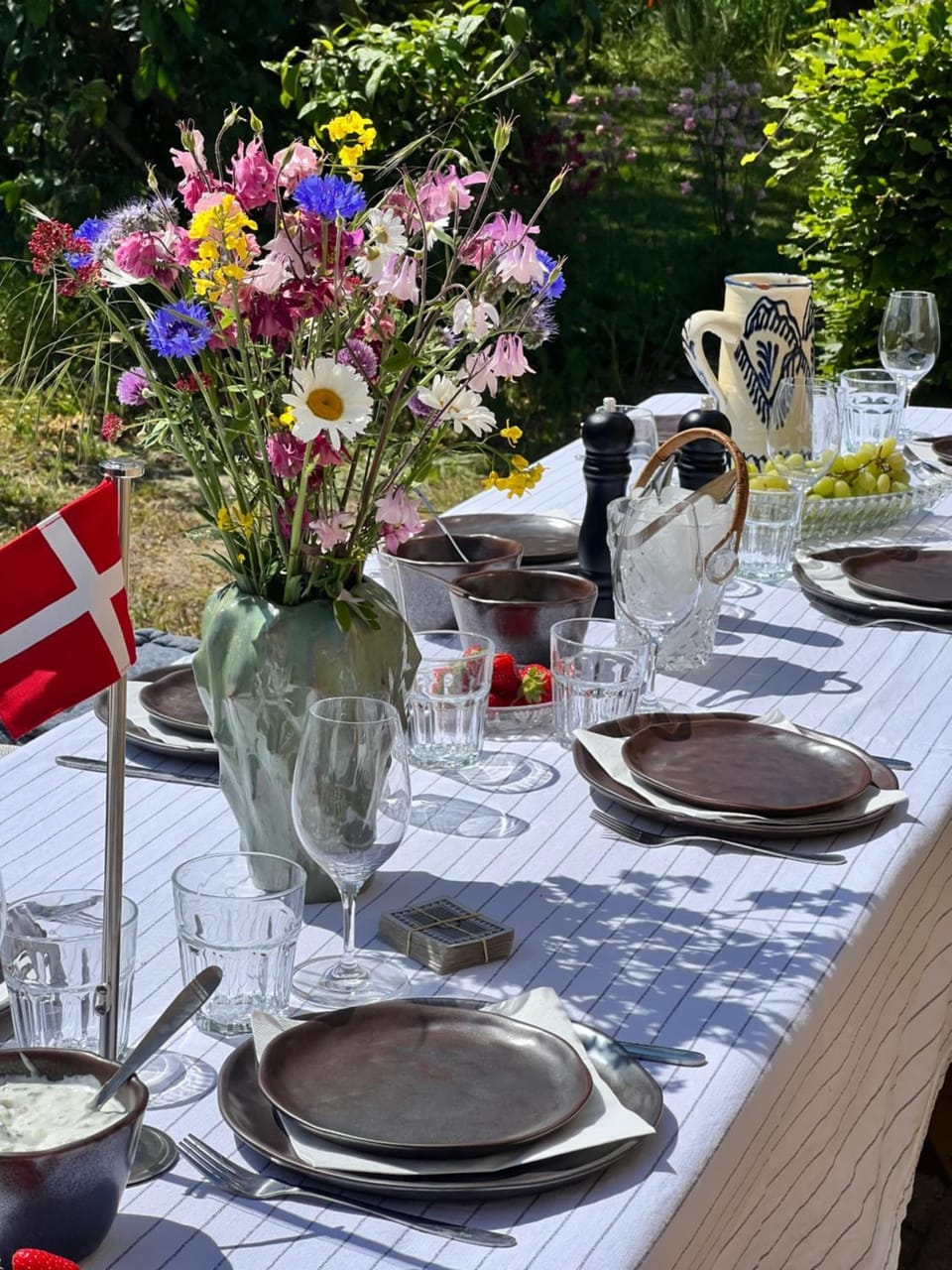 Day, Dining area, Food