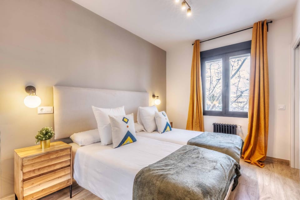 Bed, Bedroom