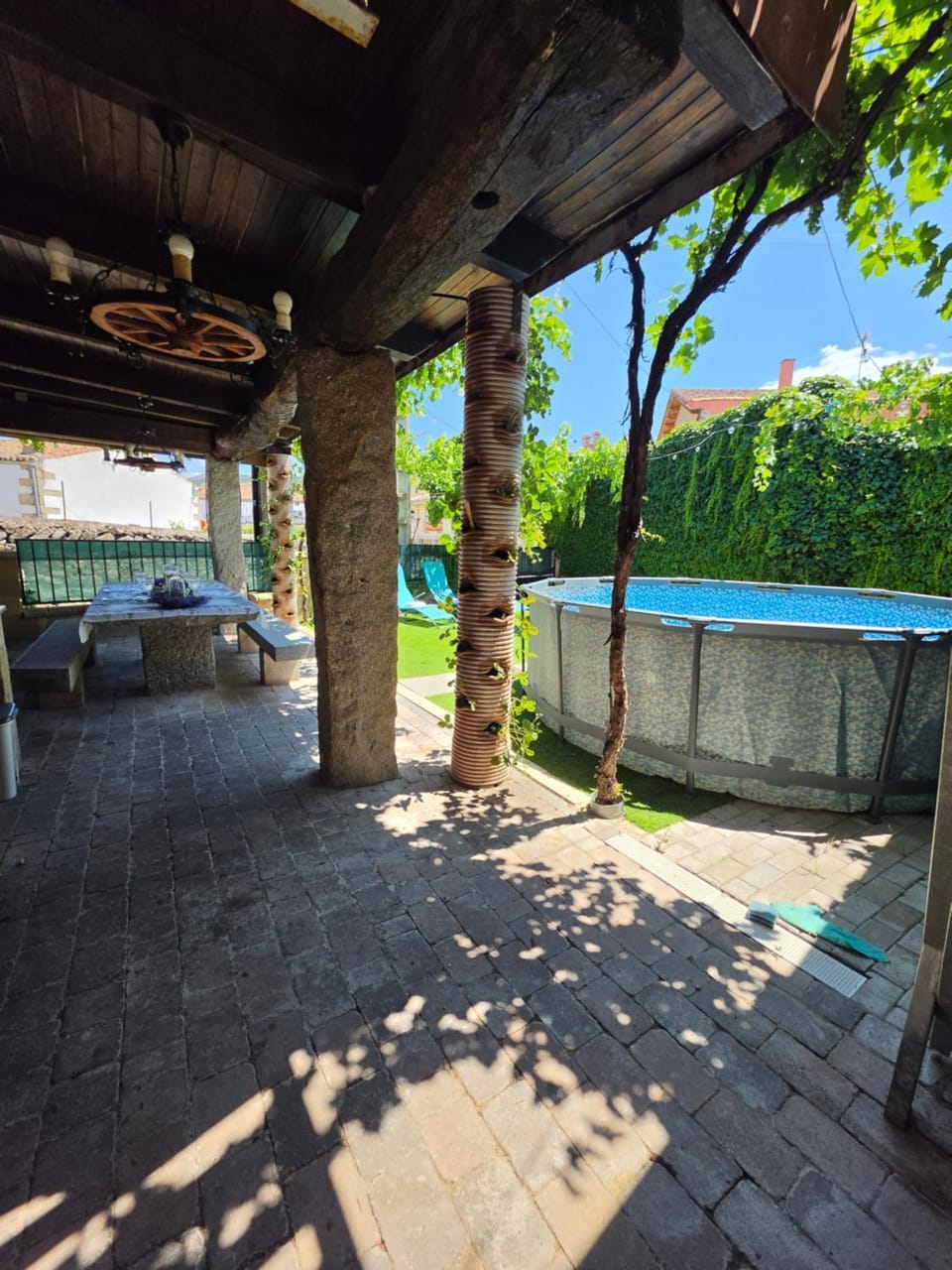 Garden, Swimming pool