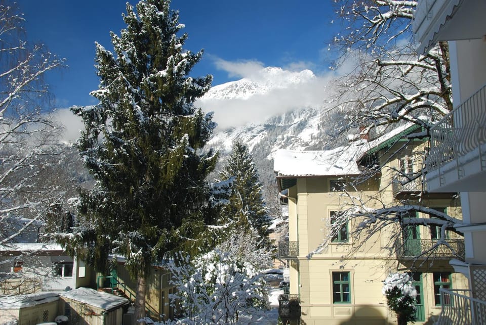 Winter, View (from property/room), Garden view, Mountain view