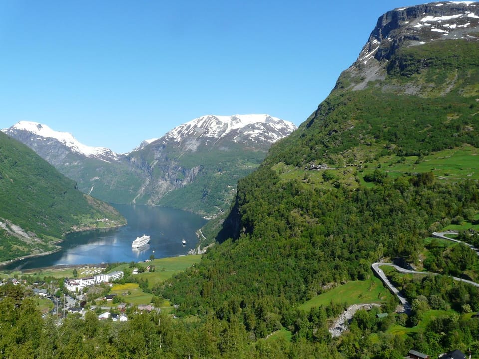 Natural landscape, Area and facilities