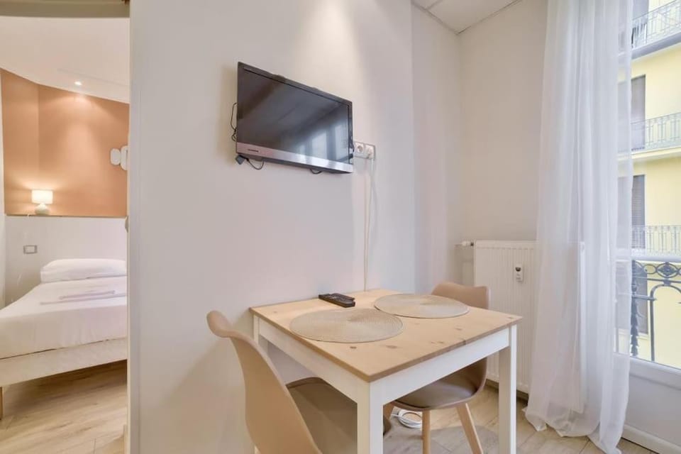 12 Trachel - T2 lumineux au coeur de Nice Apartment in Nice