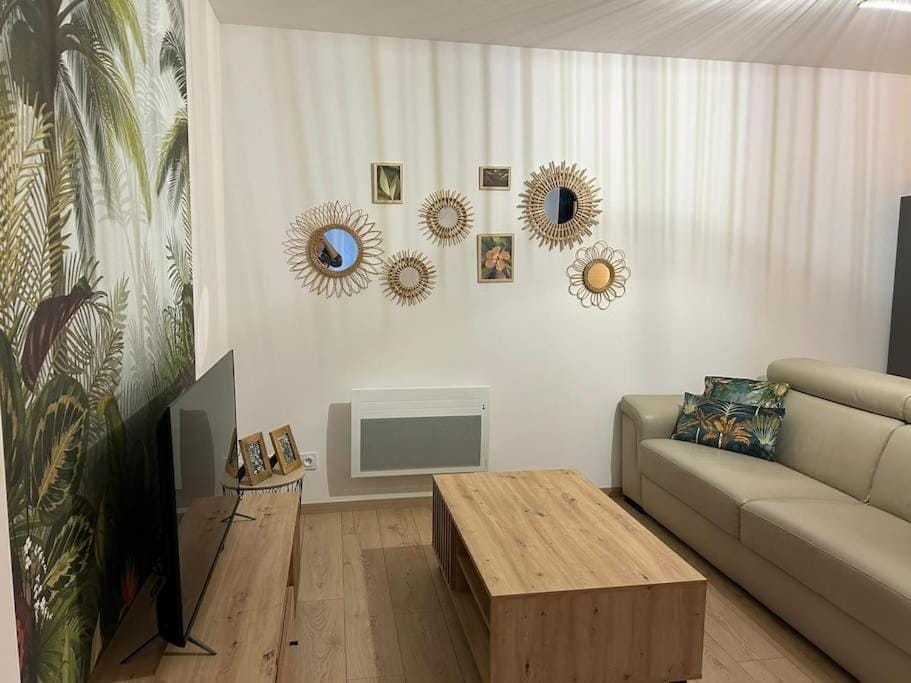 Aux remparts de la vieille ville - 4p, Parking Apartment in Hauts-de-France