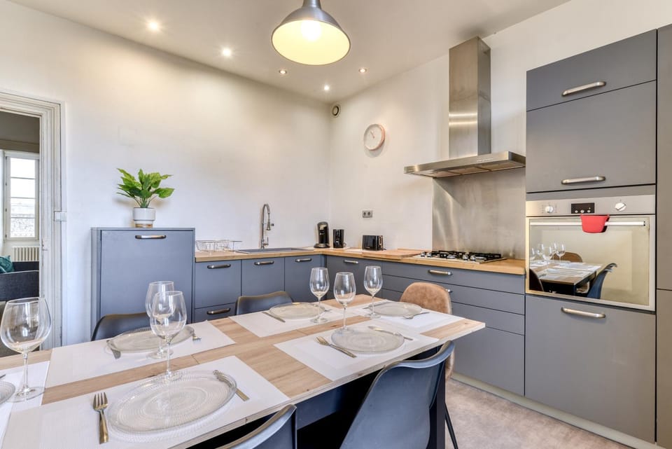 Dining area, dishwasher, minibar, pet friendly, stove