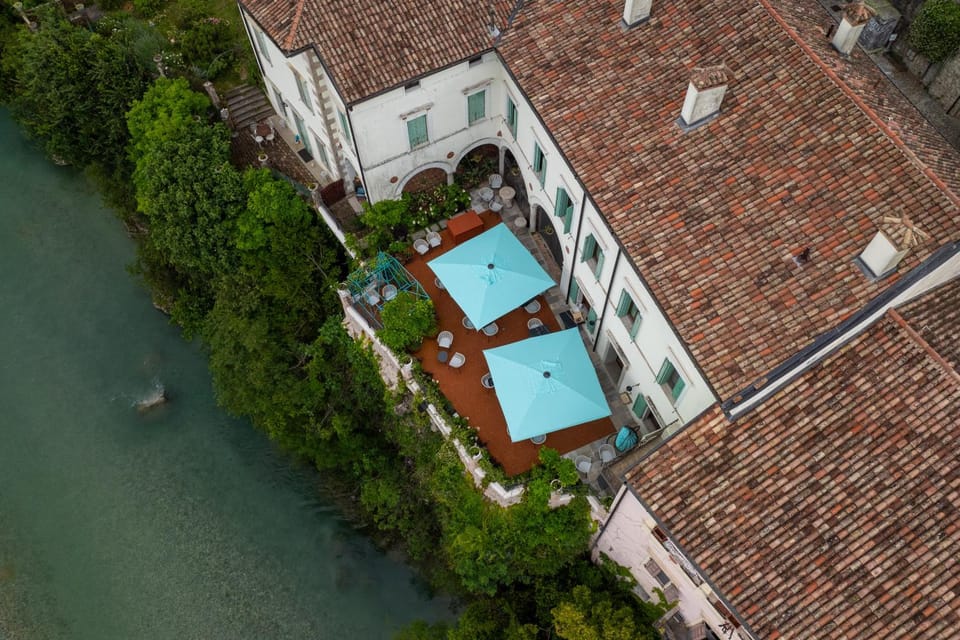 Balcony/Terrace, River view