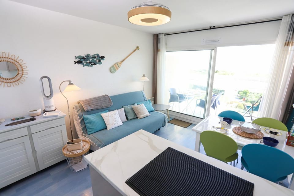 St cyprien appart vue mer 2 a 4 personnes avec piscine Apartment in Saint-Cyprien