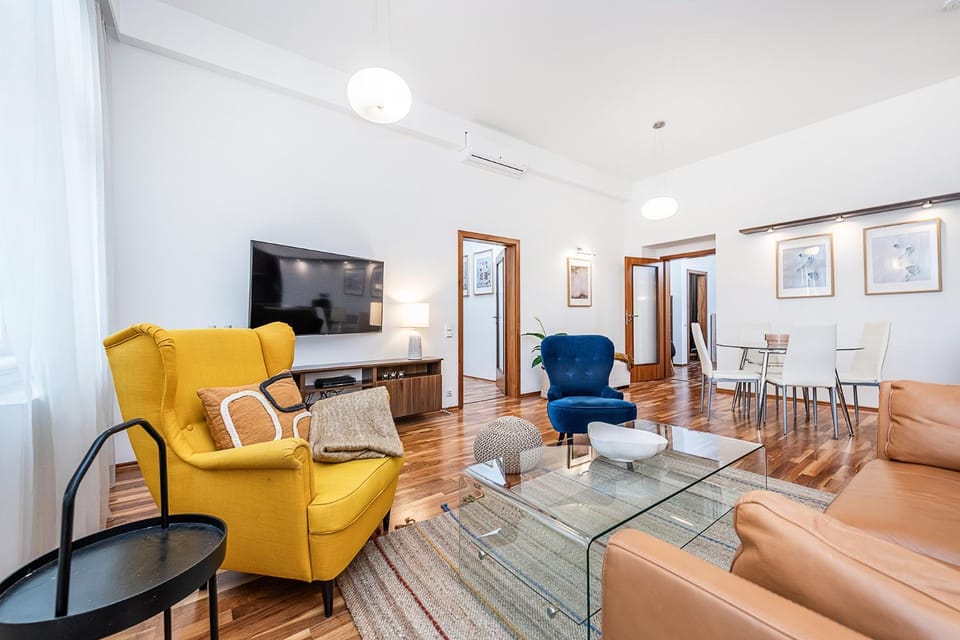 TV and multimedia, Living room