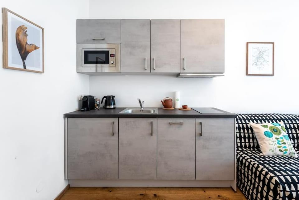 Cozy Studio 5min to Center by HM Apartment in Vienna