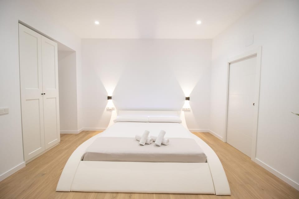 BedTime Suites by Concept Flats Apartment in Valencia