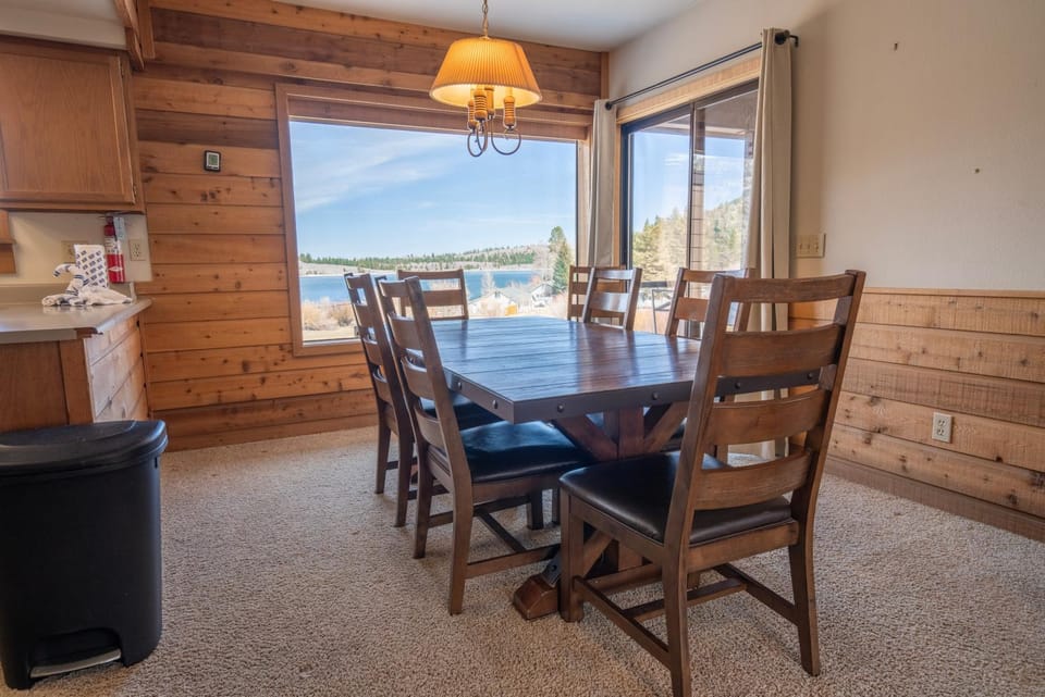 Rr-edgewater10 Apartment in June Lake