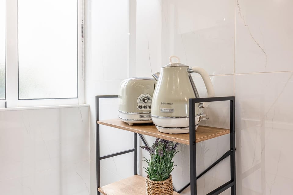 Coffee/tea facilities, Kitchen or kitchenette