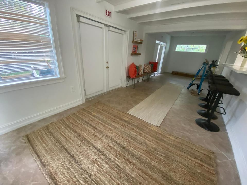Lobby or reception, Seating area