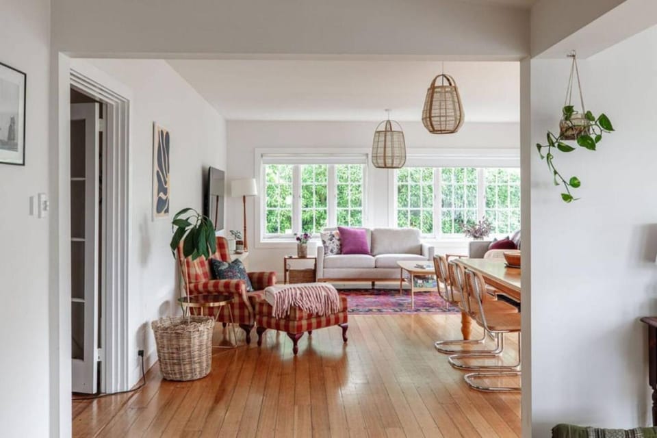 Newstead Luxury - Large home close to CBD House in Launceston