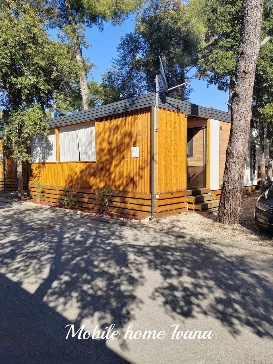 Mobile Home Ivana Campground/ 
RV Resort in Biograd na Moru