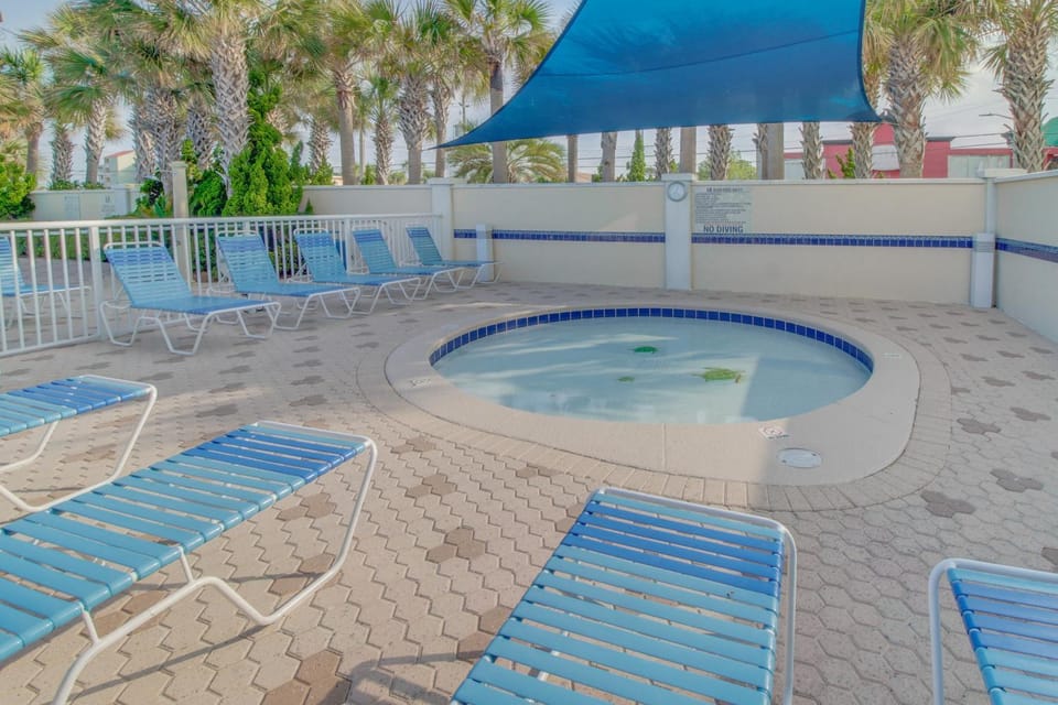 Majestic Beach Resort Tower II - 501 Apartment in Long Beach