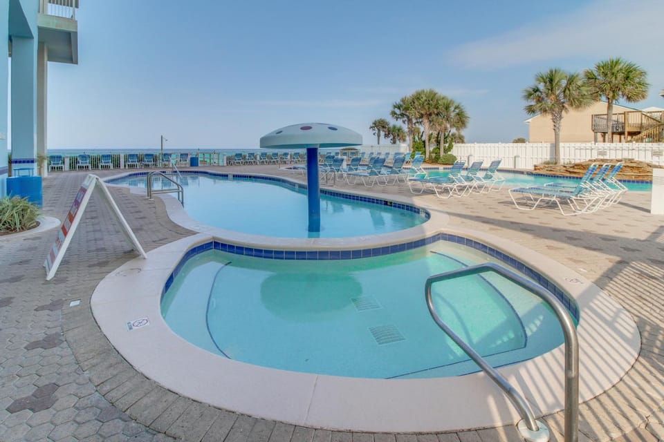 Majestic Beach Resort Tower II - 501 Apartment in Long Beach