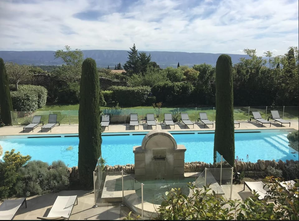 Spring, Day, Natural landscape, Garden, Garden view, Mountain view, Pool view, Swimming pool, sunbed