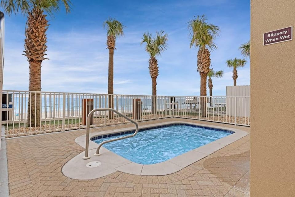 Tropic Winds 1906 House in Panama City Beach