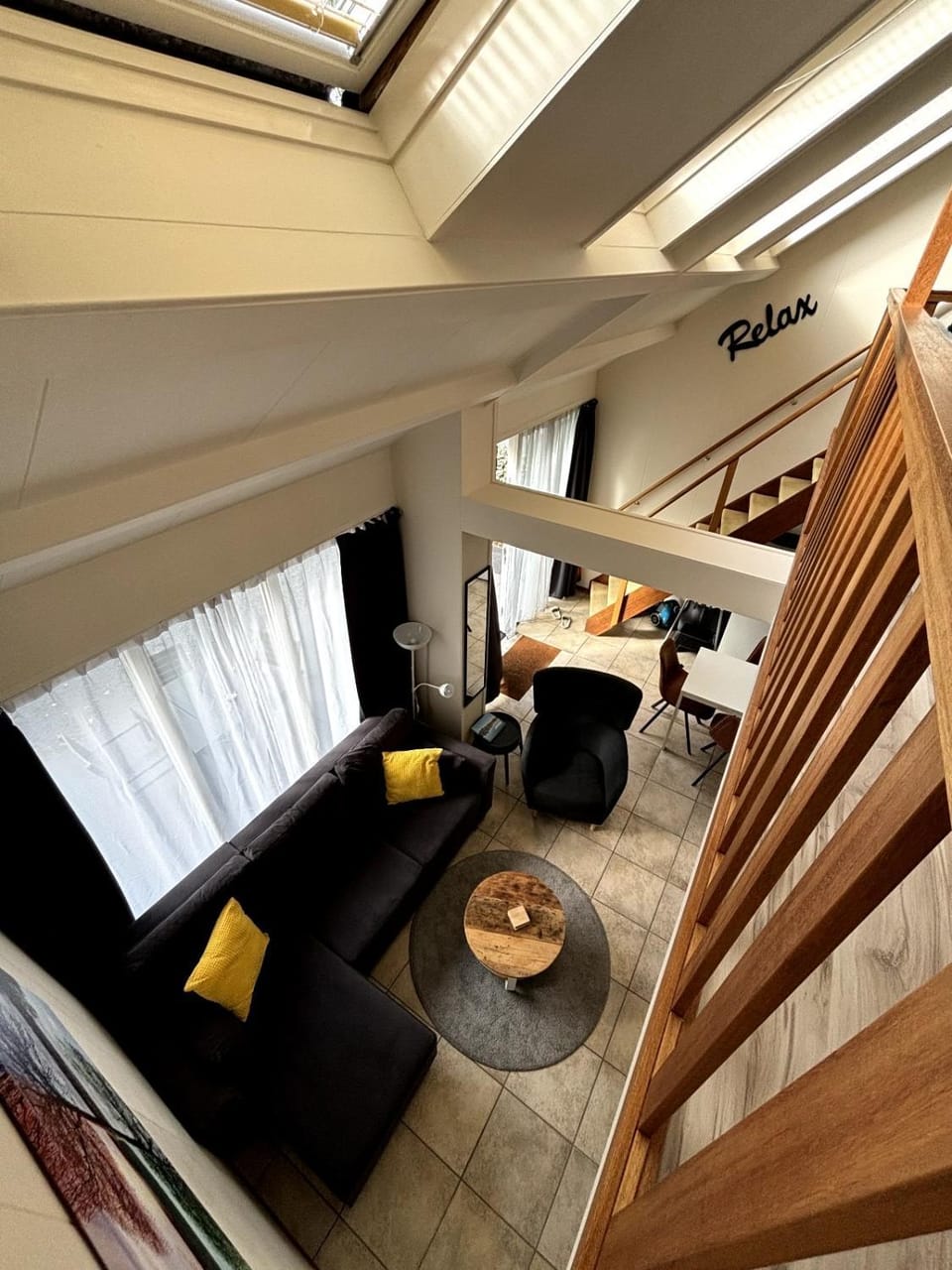 Living room, Seating area