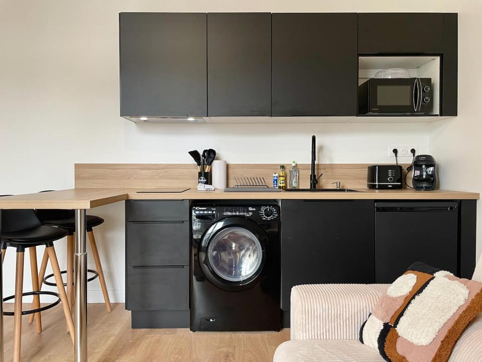 Coffee/tea facilities, Dining area, kitchen