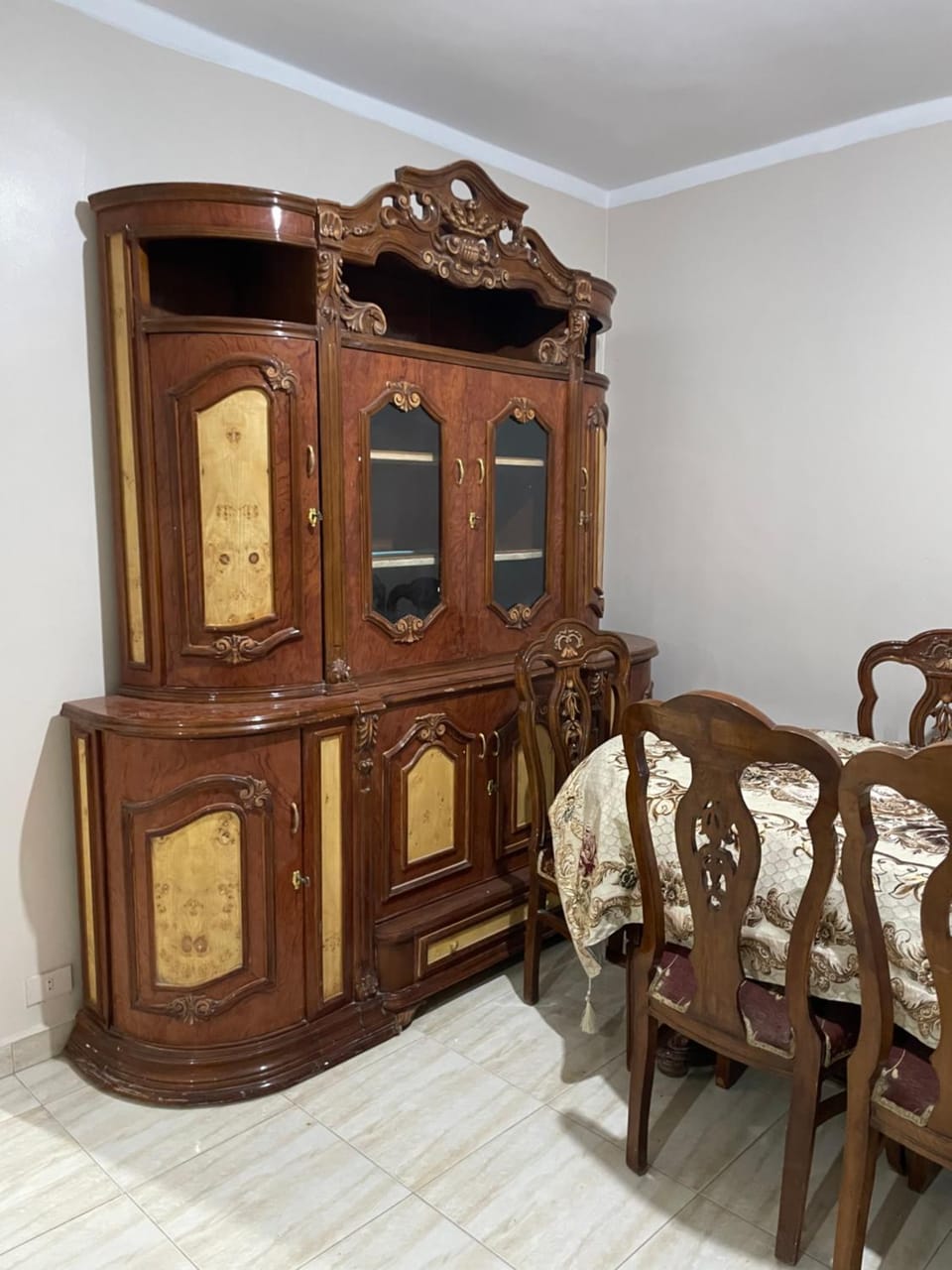 Dining area, wardrobe