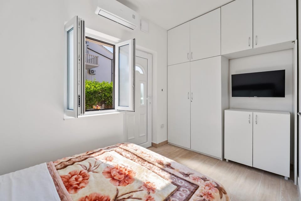 Seaside Ante Apartments Apartment in Podstrana