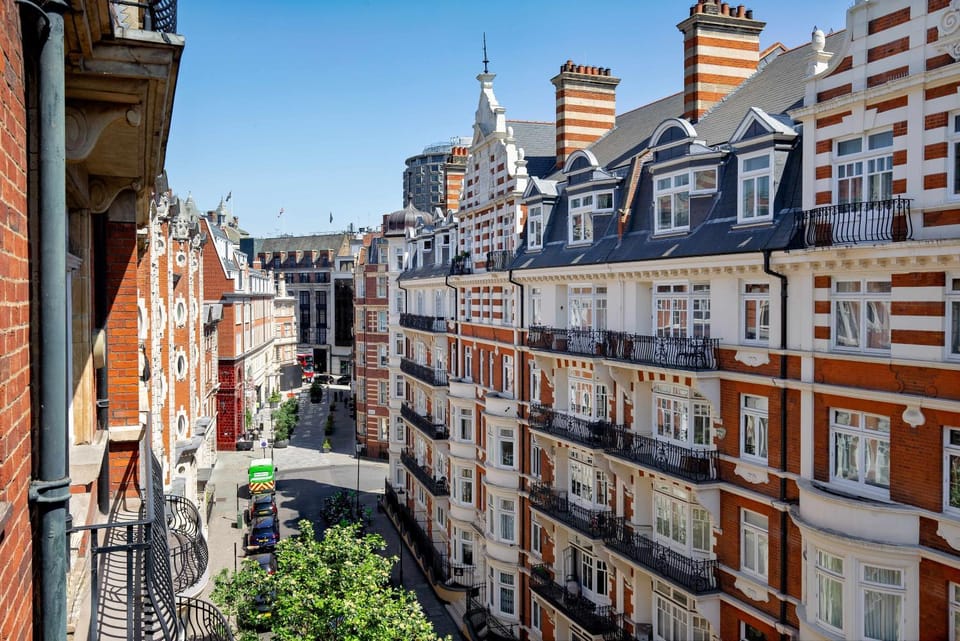 The Capital Hotel, Apartments & Townhouse - Small Luxury Hotels of The World Hotel in City of Westminster