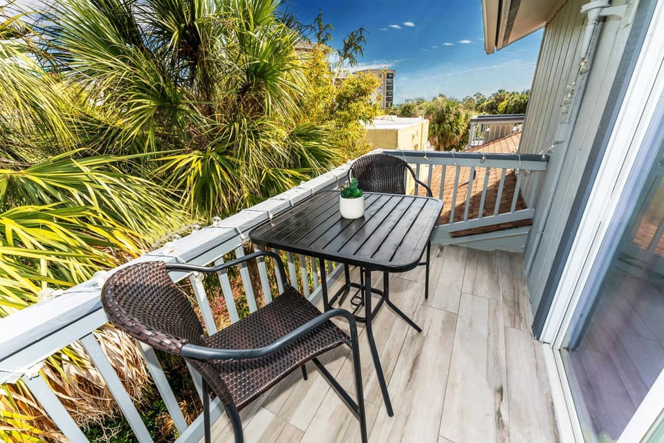 Balcony/Terrace, Balcony/Terrace, Seating area, Dining area, Sea view, internet