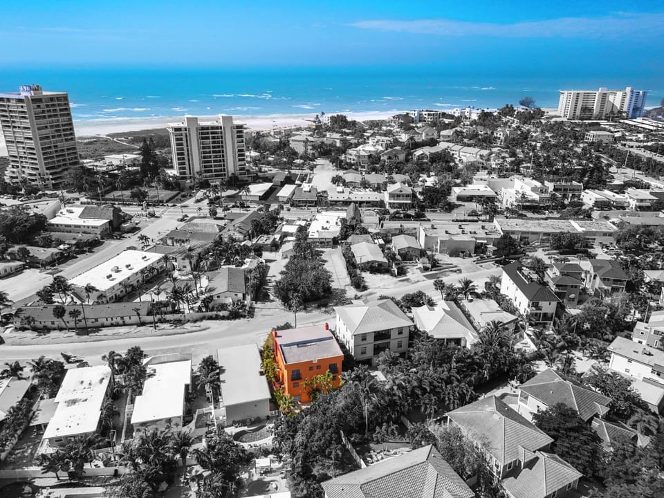 Property building, Restaurant/places to eat, Neighbourhood, Activities, Bird's eye view, Snorkeling, Beach, Windsurfing, Canoeing, Hiking, Cycling, Diving, Evening entertainment, Entertainment, Location, shuttle