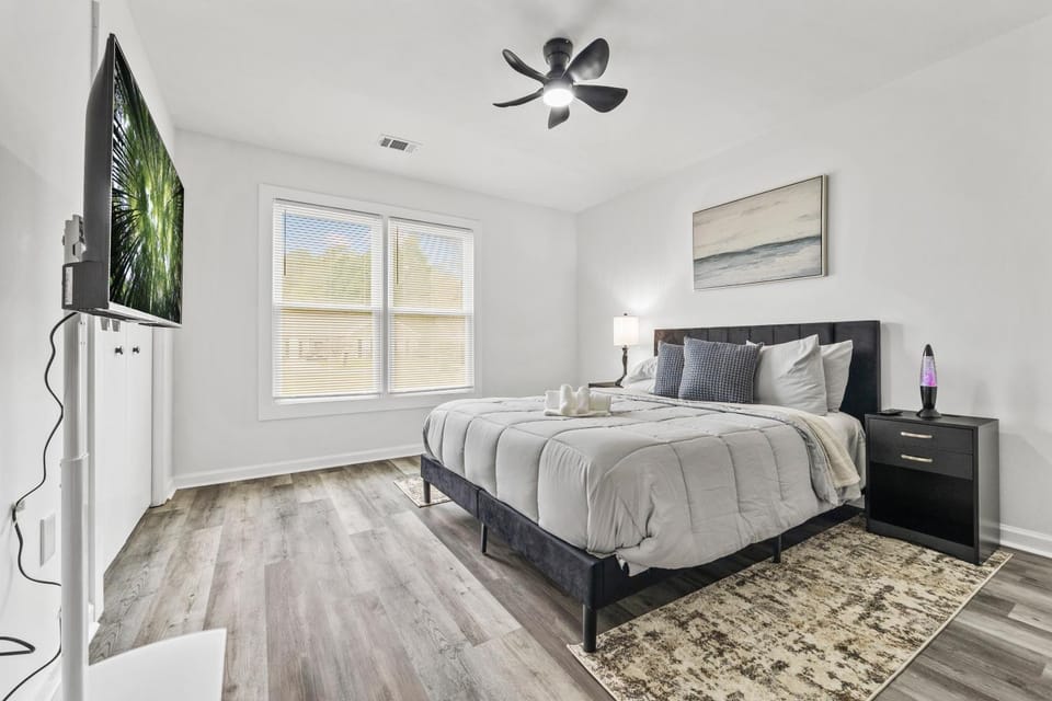 Bed, Bedroom