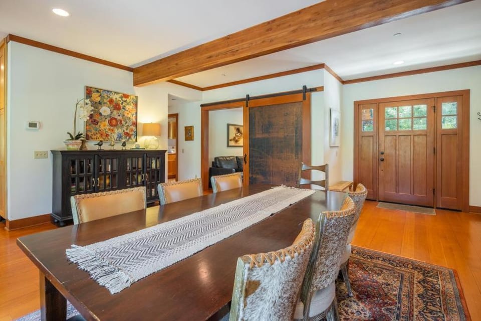 Golf View, Hot Tub, Suncadia Pool Access House in Kittitas County