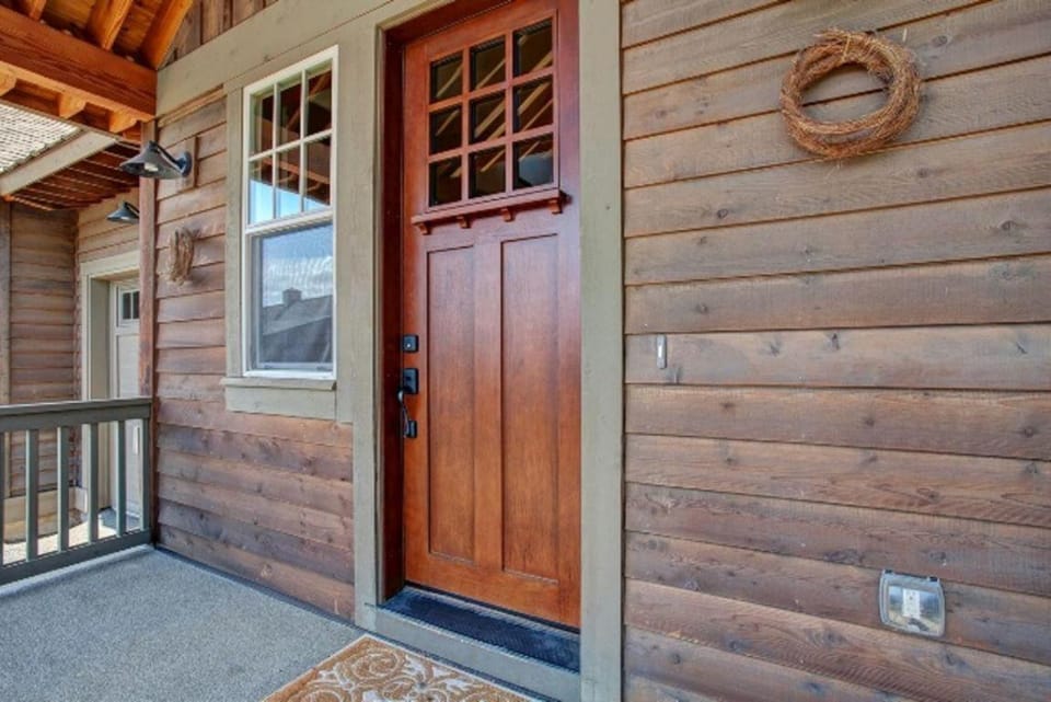 Central Location w/ Suncadia Pool Access House in Kittitas County