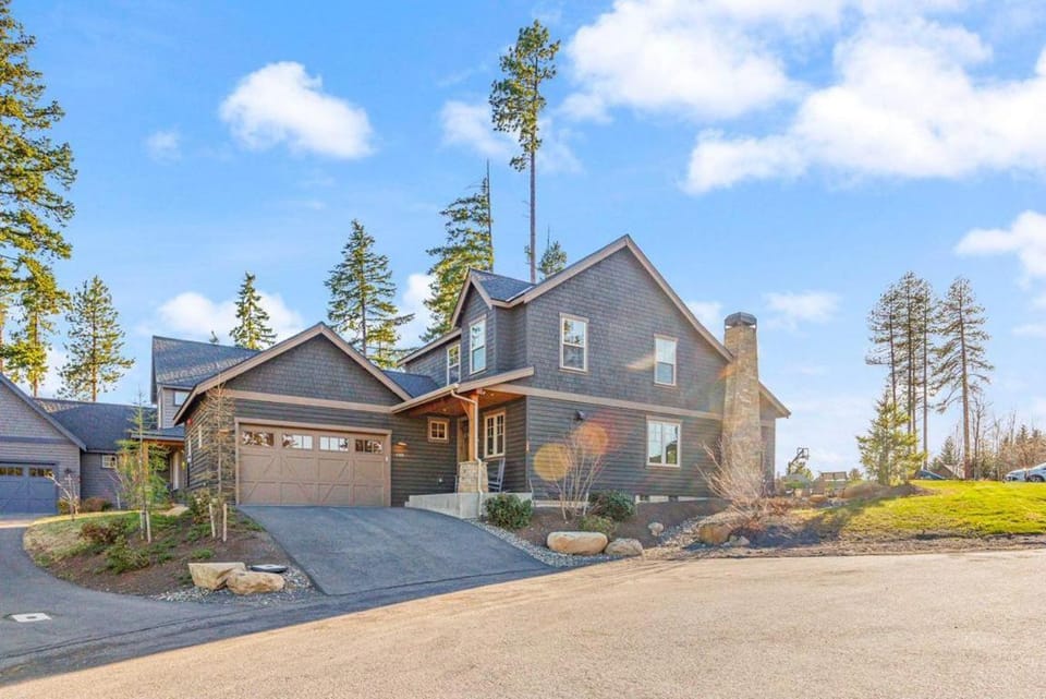 Family Retreat w/ Suncadia Pool Access House in Kittitas County