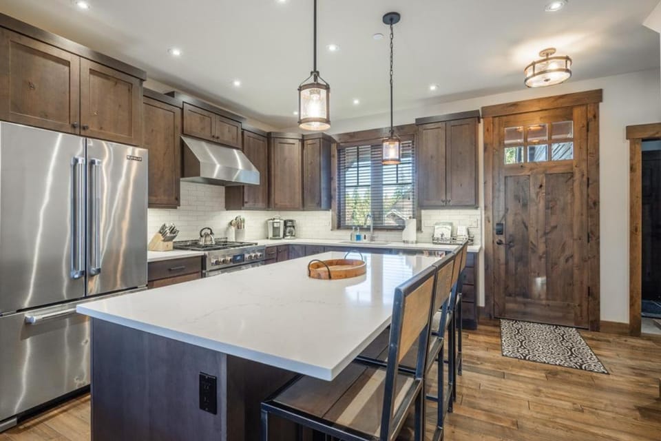 Family Retreat w/ Suncadia Pool Access House in Kittitas County