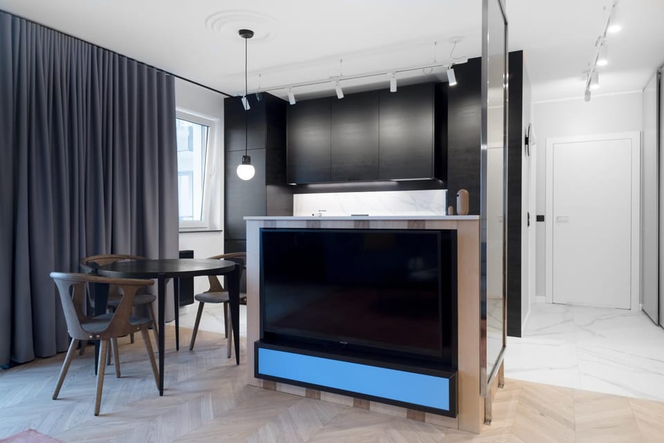 TV and multimedia, Kitchen or kitchenette, Dining area