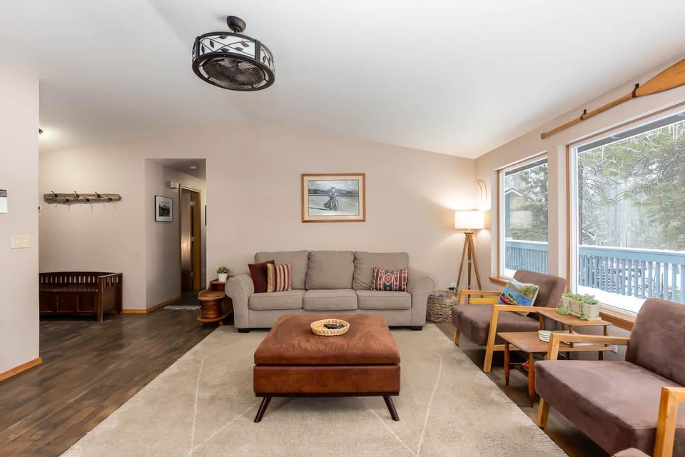 River Run Getaway Private Dock Pet Friendly Kayaks House in Three Rivers