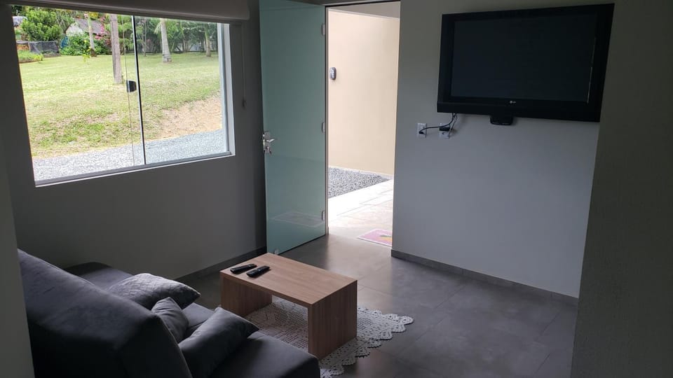 Communal lounge/ TV room, TV and multimedia, Living room, Seating area